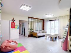 海珠城花园 南二外学府学校 3房装修简洁优雅适合居家