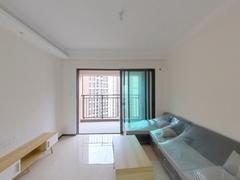 海伦时光 3室2厅1厨2卫 全新装修