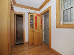 金杨新村九街坊 54.78m² 居家装修,双南户型。全明采光好。