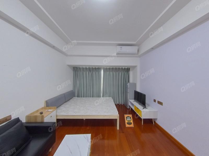德润荣君府 精装修单房酒店式公寓出售。