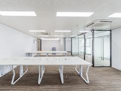 兆邦基金融大厦 一手房东 租金可谈 带装修