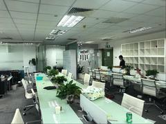地王大厦 261平,4+1格局,租180元/平,精装修