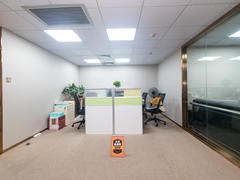 <b class=redBold>庐山大厦</b> 方正实用 精装修 看房方便