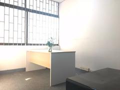 海外装饰大厦 华强北商圈、诚心卖、红本在手、价格可谈、随时看房
